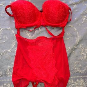 Victoria’s Secret Red Lace Bra/Garter Set 36D